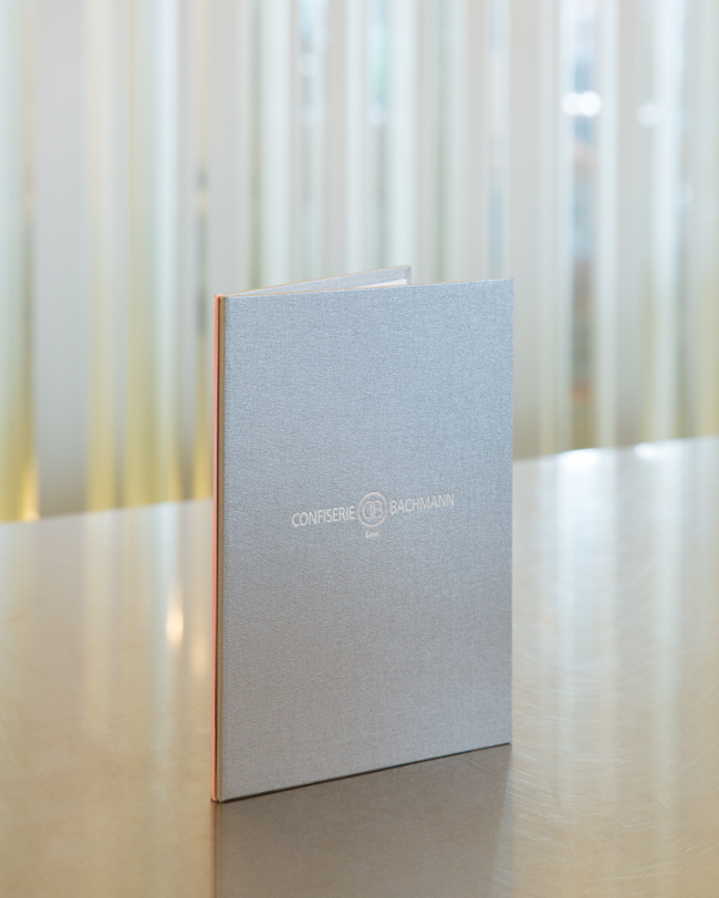 Buchbinderei und Gastronomie in der Confiserie